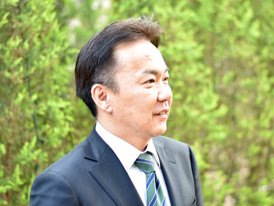 原点は左手での握手 藤池輝和